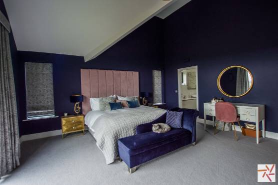 3203W 13 tv drama location house in west yorkshire stylish bedroom.jpg