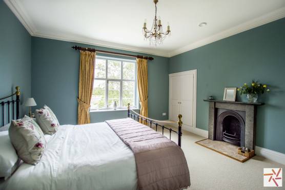 3206N 19 tv commercial location house in north yorkshire elegant bedroom.jpg