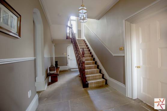 3206N 21 filming locaiton house in north yorkshire traditional staircase.jpg