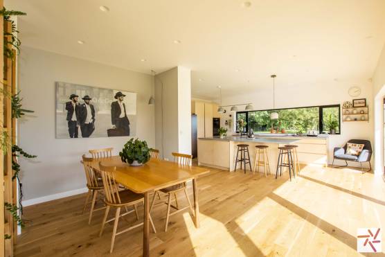 3208N-5-photo-shoot-location-house-in-north-yorkshire-open-plan-kitchen-with-kitchen-island