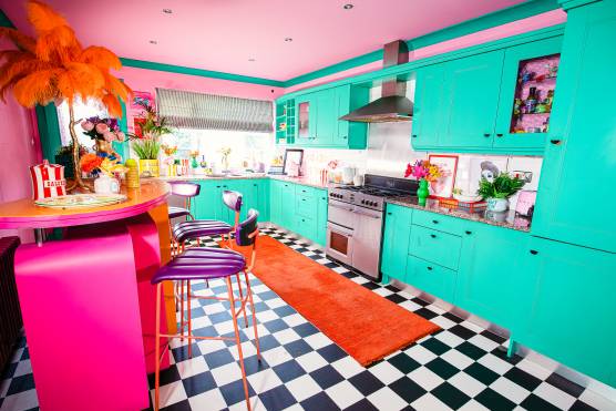 3212W 8 filming location house in West Yorkshire maximalist kitsch green kitchen.jpeg