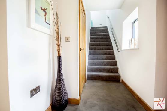 3216W-23-filming-location-house-in-west-yorkshire-family-staircase