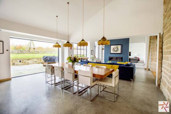 3216W 5 filming location house in west yorkshire open plan dining area.jpg