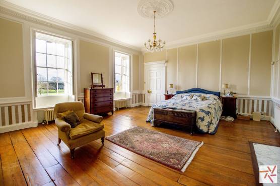 3219N 14 filming location house in north yorkshire traditional period bedroom.jpg