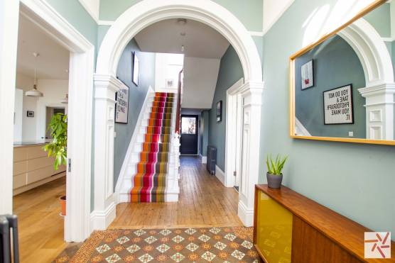 3220W 12 tv shoot location house in Leeds period property elegant entrance hallway.jpg