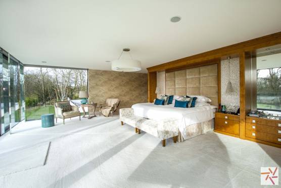 3225C 13 photo shoot location house in cheshire modern bedroom.jpg