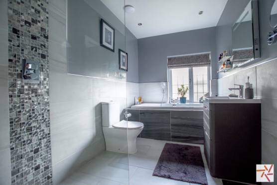 3226W 19 tv shoot location house in west yorkshire grey bathroom.jpg