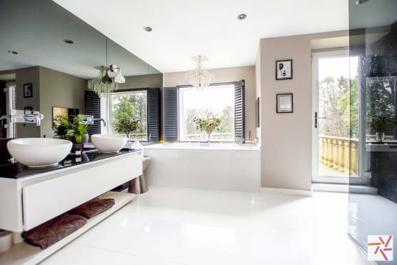 3228L 21 photo shoot location house in Lancashire modern bathroom