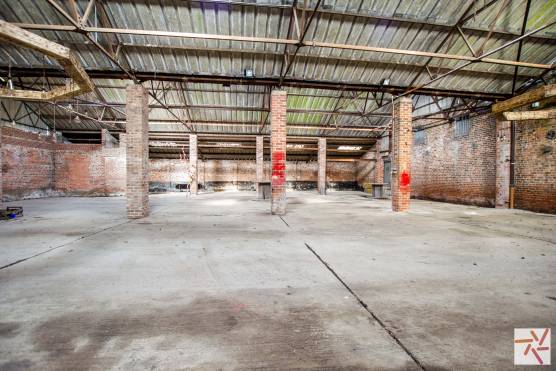 3229N 7 tv shoot location in north yorkshire large barn.jpg