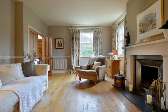 3236N 11 tv drama location house in North Yorkshire traditional living room.jpg