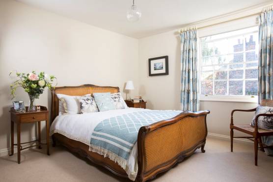 3236N 14 filming location house in North Yorkshire traditional bedroom.jpg