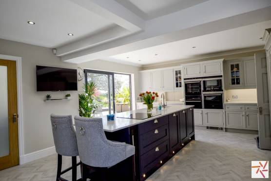 3245C 12 photo shoot location house in cheshire light and airy kitchen.jpg