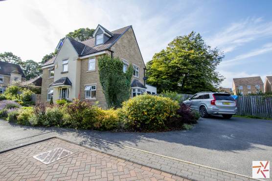 3246W 14 filming location house in Leeds detached property with garage.jpg