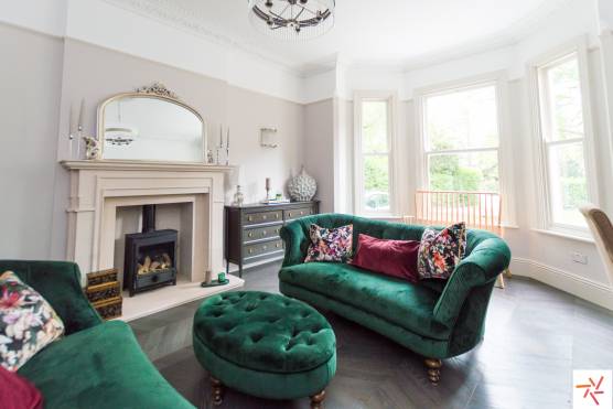 3253L 9 filming location house in Lancashire period property living room.jpg