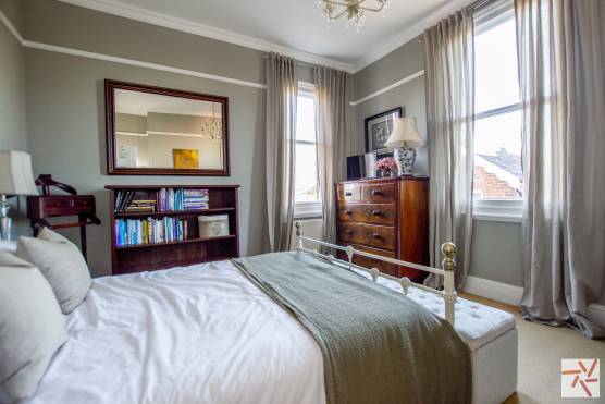 3258C 15 filming location house in Greater Manchester period property bedroom