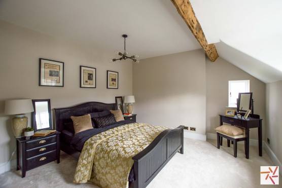 3270C 25 tv drama location house in Cheshire traditional bedroom.jpg