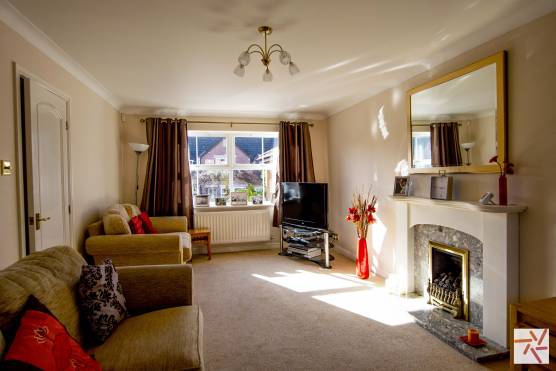 3271L 4 tv commercial location house in Lancashire traditional living room.jpg