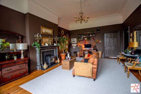 3272V 13 tv drama location house in Merseyside Victorian property living room.jpg