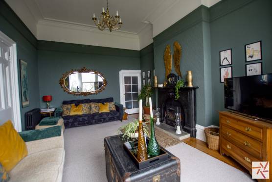 3272V 35 tv commercial location house in Liverpool period property family sitting room.jpg