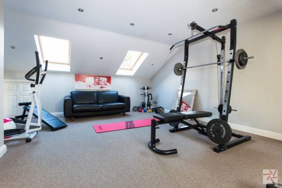 3116W 20 filming shoot location in Leeds with home gym