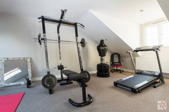 3116W 21 filming shoot location in Leeds with home gym