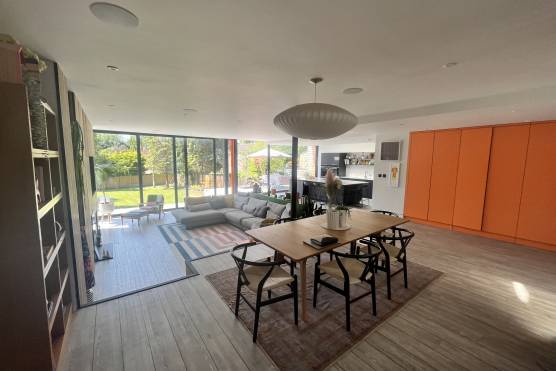 3276W 7 tv shoot location house in West Yorkshire with super stylish interior large open plan kitchen and living area