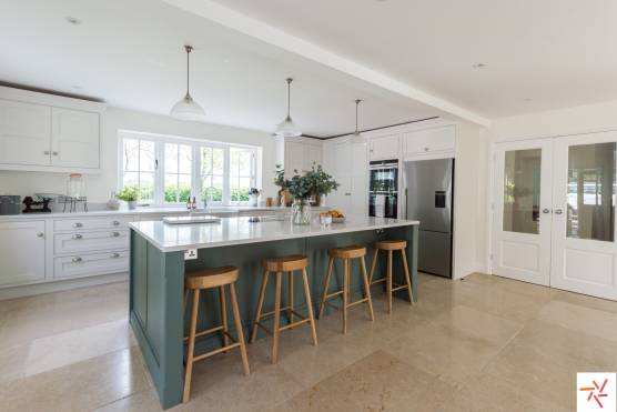 3287C 2 filming location house in Cheshire open plan kitchen.jpg