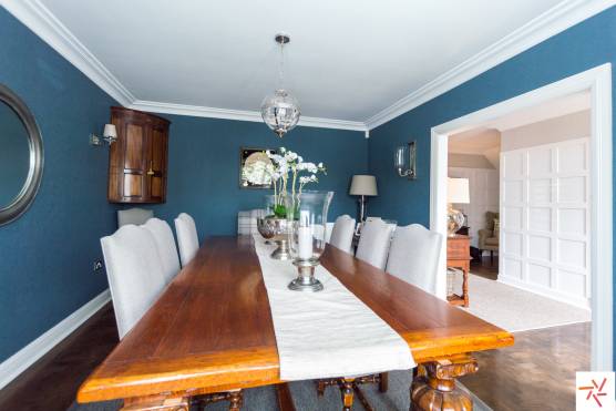 3286V 33 television drama location house in Merseyside private classic style dining room