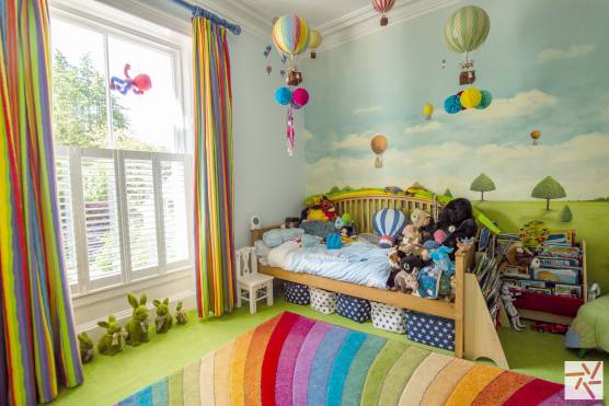 3290C 35 photo shoot location house in Cheshire period property kids bedroom.jpg