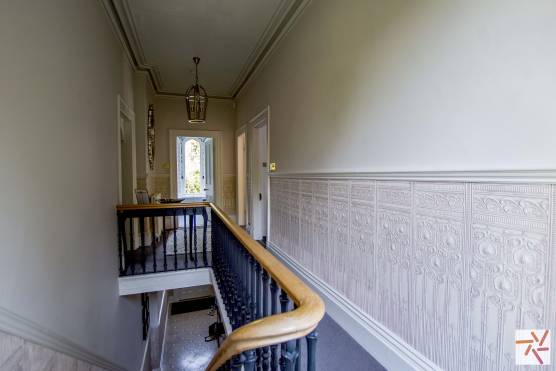 3290C 43 tv commercial location house in Cheshire traditional staircase.jpg