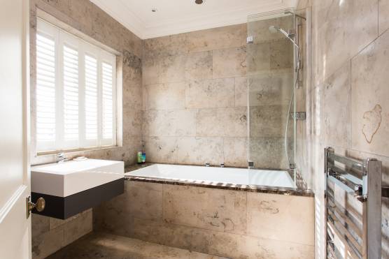 3297W 37 tv commercial location house in West Yorkshire bathroom.jpg