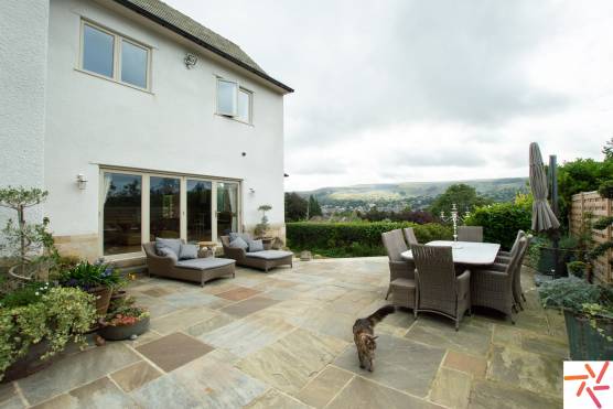 3297W 43 tv shoot location house in west yorkshire elegant outdoor eating area with views.jpg