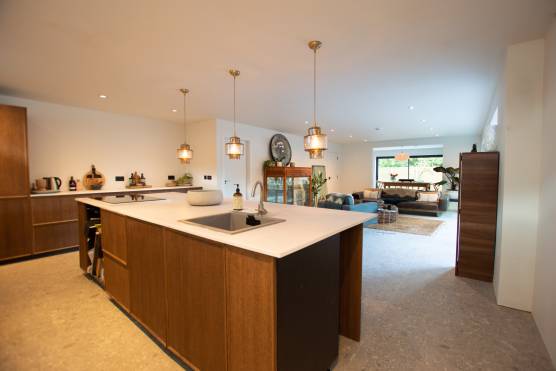 3299M 6 photo shoot location house in Manchester open plan kitchen.jpg