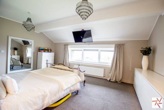 3321L 15 photo shoot location house in Lancashire bedroom.jpg