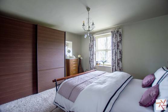 3328M 17 filming location house in Greater Manchester bedroom areas