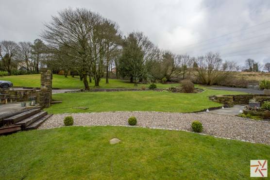 3328M 28 filming location house in Greater Manchester large garden with patio area