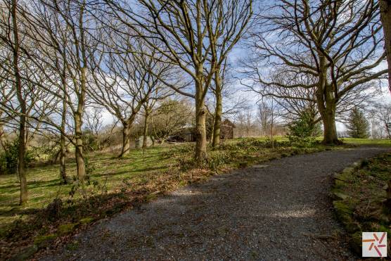 3330W 18 tv drama location house in West Yorkshire with large grounds