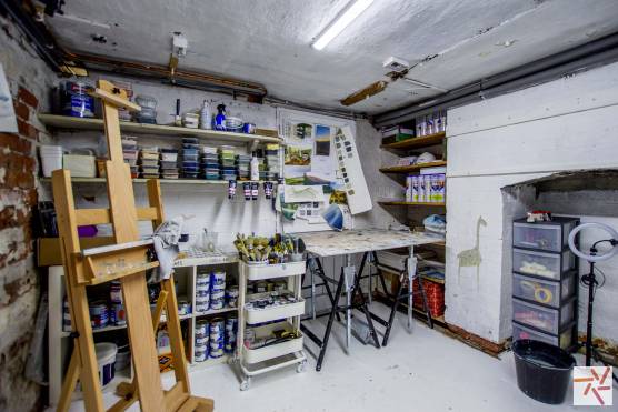 3334M 23 filming location art studio in Manchester