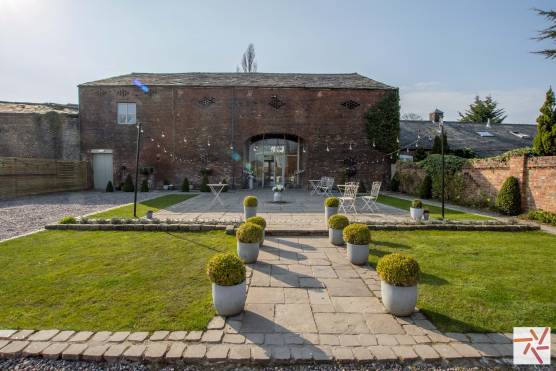 3338C 13 tv shoot location space in Manchester barn conversion with courtyard.jpg