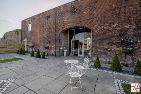 3338C 14 photo shoot location space in Manchester barn conversion with courtyard.jpg