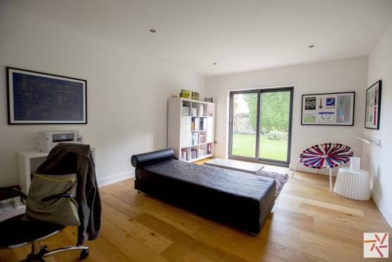 3336M 13 filming location house in Manchester home office.jpg