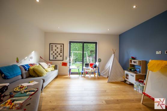 3336M 15 tv commercial location house in Manchester childrens room.jpg