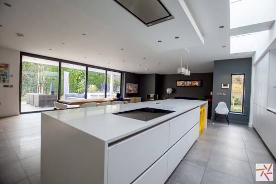 3336M 2 filming location house in Manchester modern open plan white kitchen.jpg