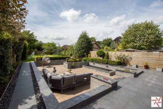 3454M 24 tv commercial location house in Manchester large patio and garden area