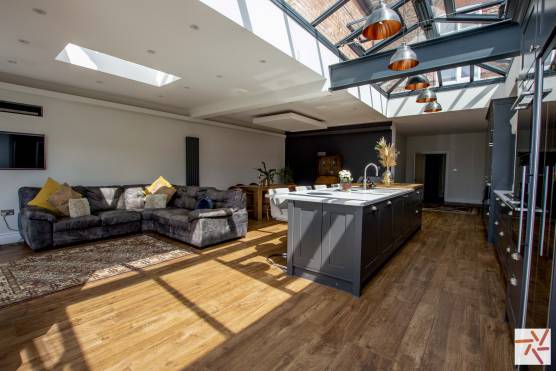 3454M 5 tv shoot location house in Manchester large open plan kitchen with skylights