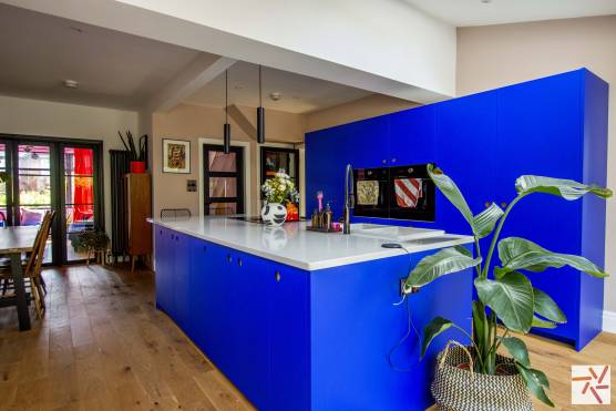 3348W 2 filming location house in Leeds open plan blue kitchen