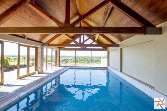 3347C 2 filming location house in Cheshire indoor swimming pool.jpg