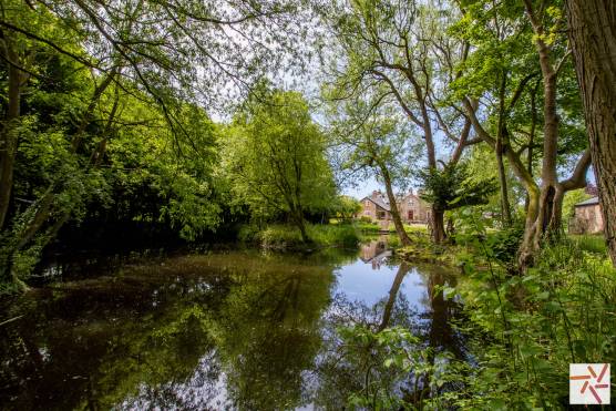 3347C 26 photo shoot location house in Cheshire rural family home with pond.jpg