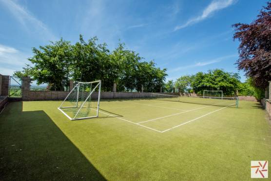 3347C 35 tv commercial location house in Cheshire tennis court.jpg