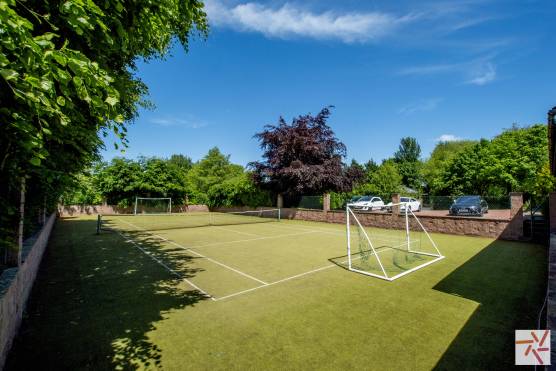 3347C 36 tv shoot location house in Cheshire tennis court.jpg